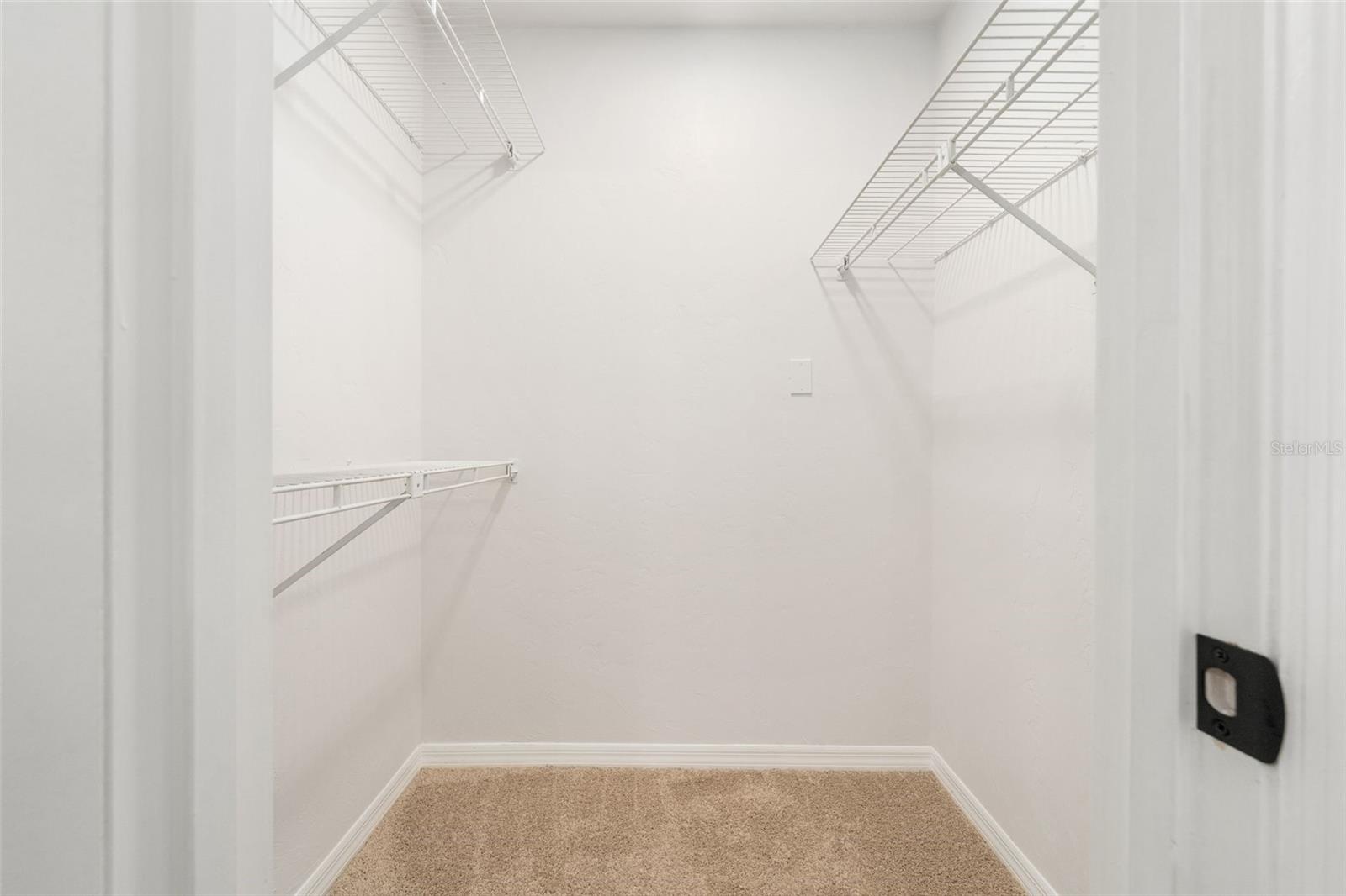 Image 21 of 33 For 7001 52nd Terrace