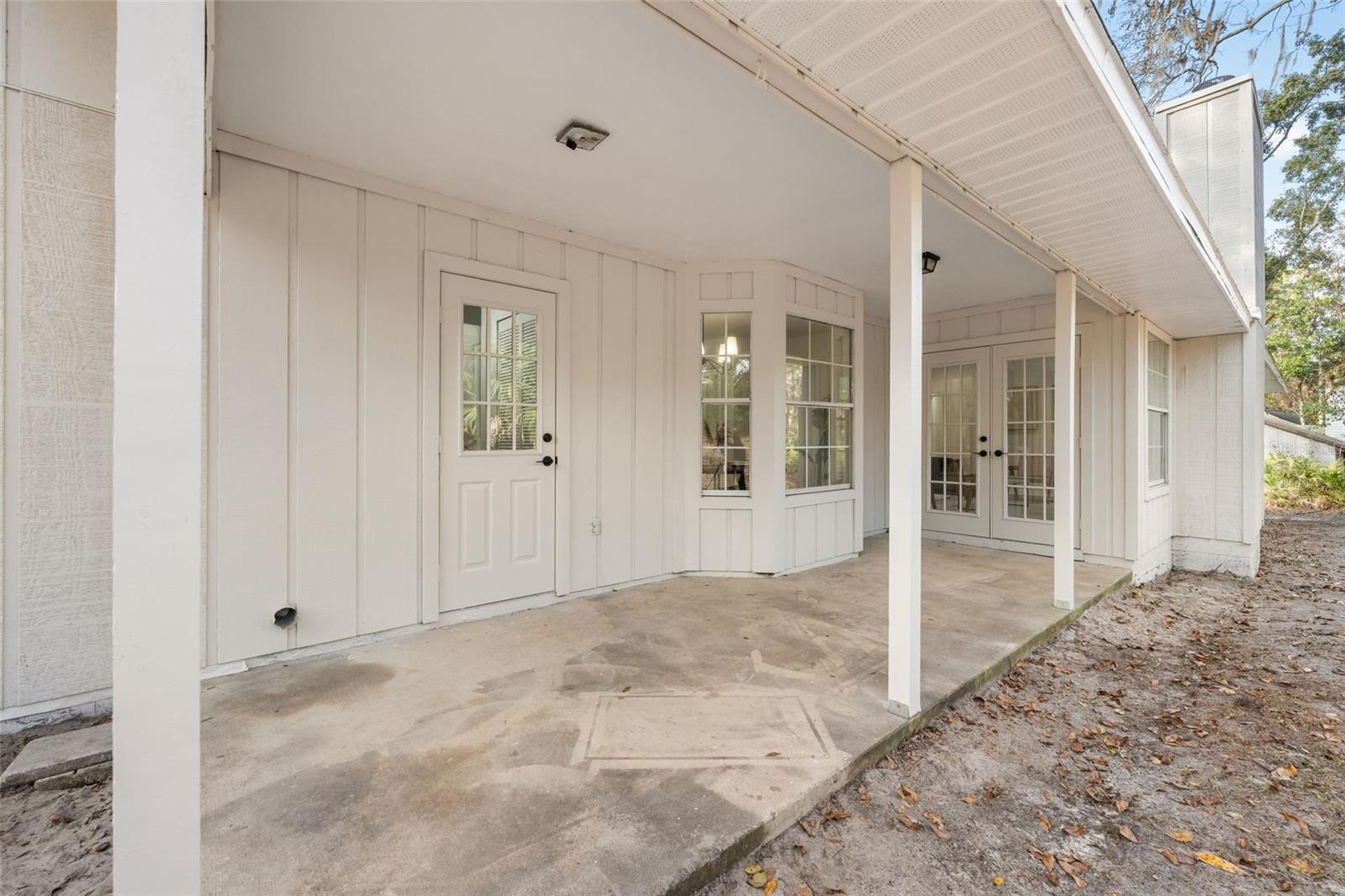 Image 28 of 33 For 7001 52nd Terrace