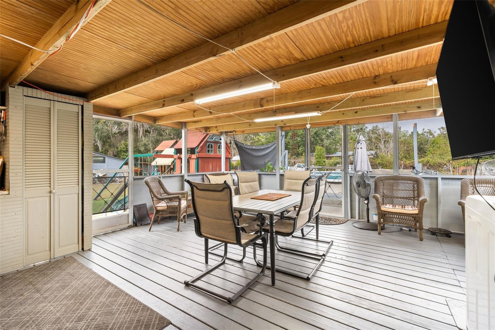 Image 15 of 31 For 164 Senior Court