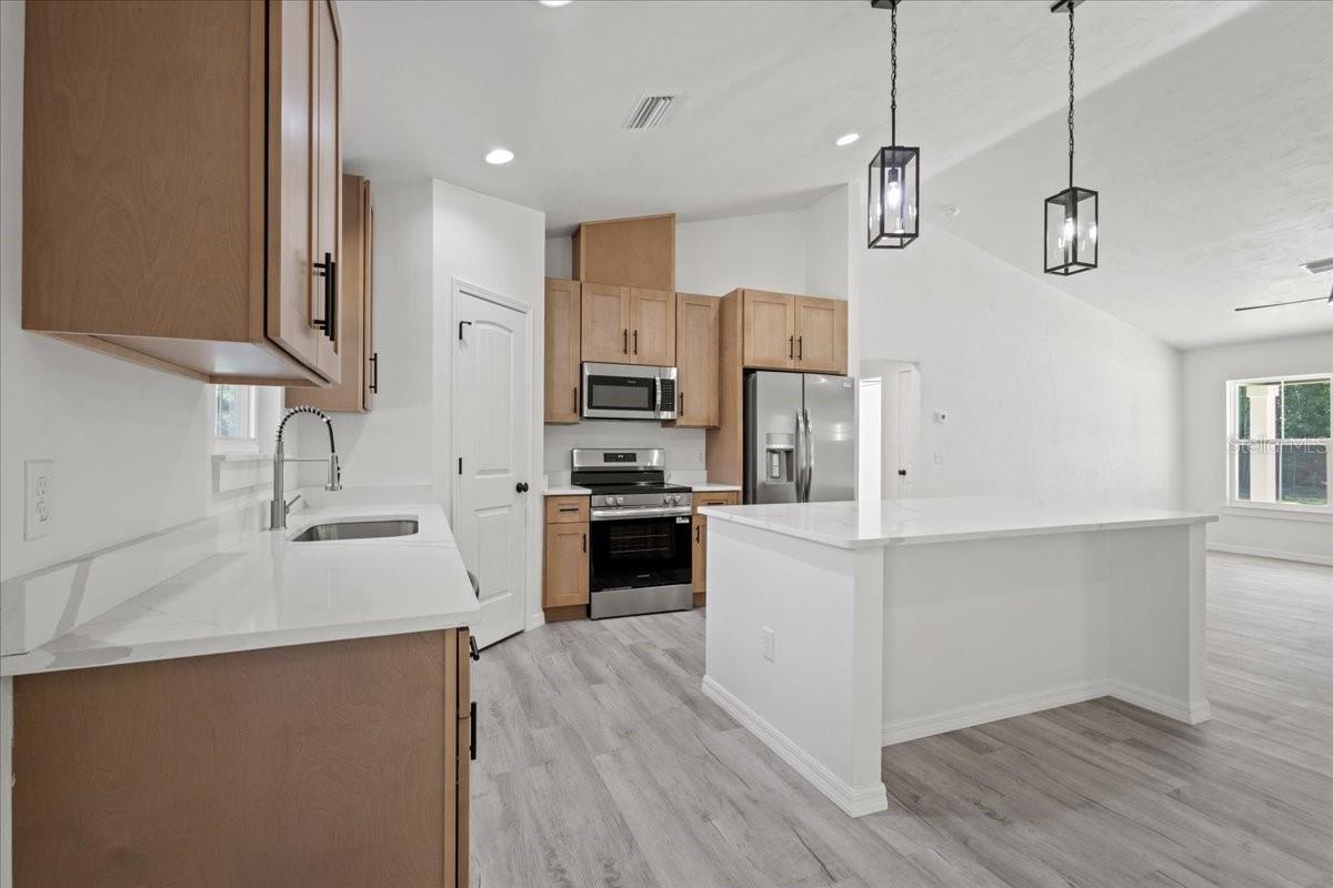 Image 23 of 38 For 4906 36th Street