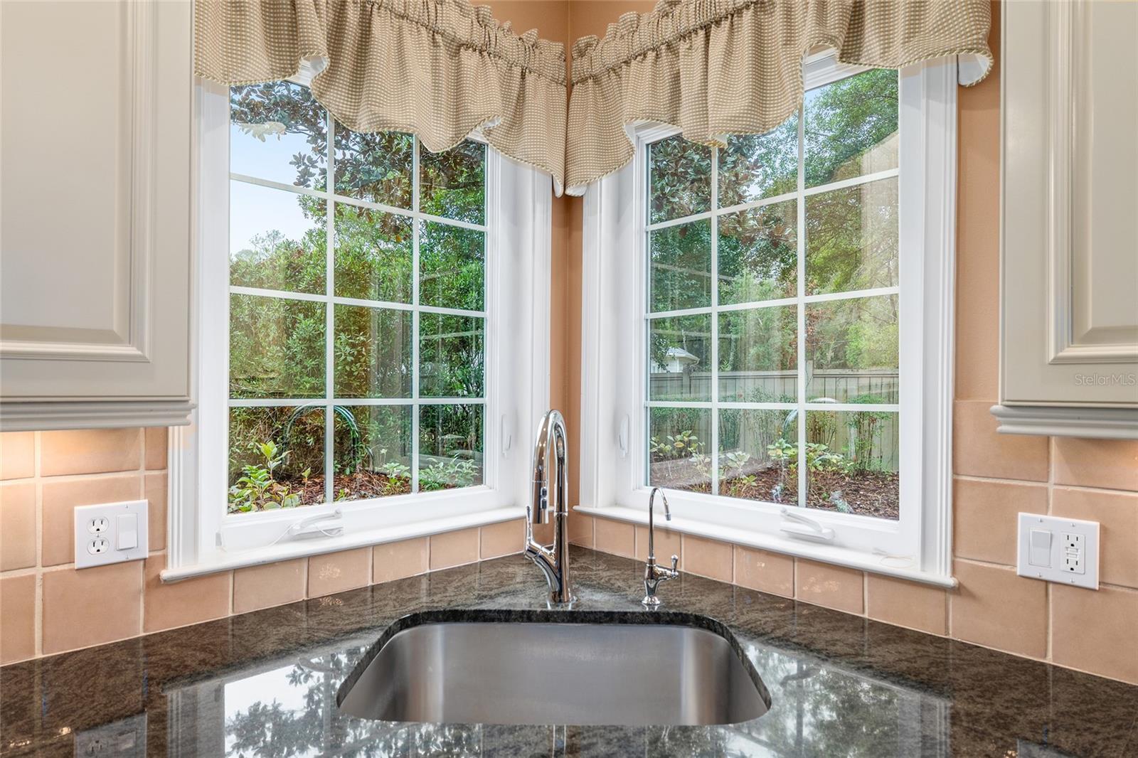 Image 28 of 87 For 3525 18th Avenue