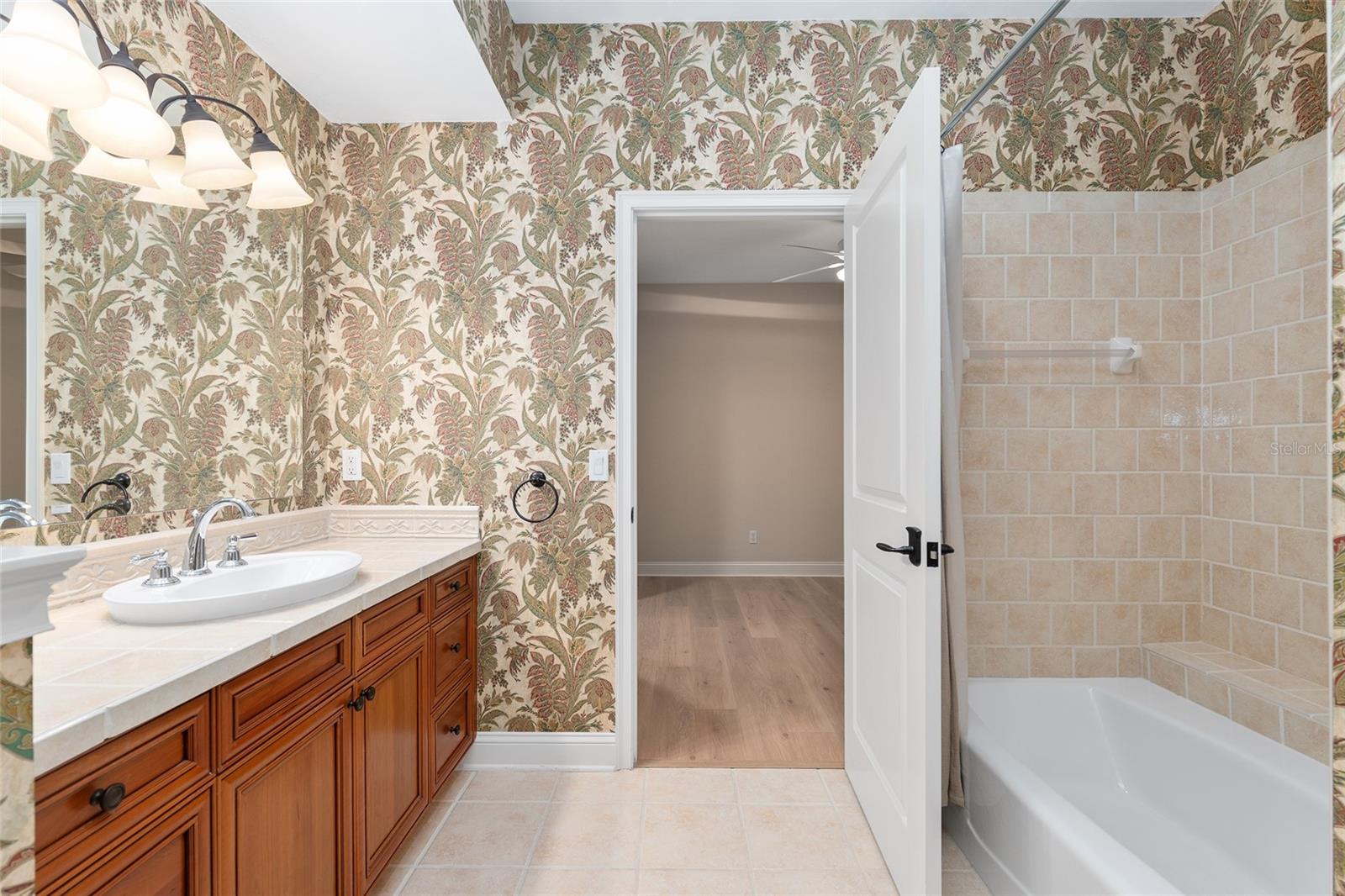 Image 50 of 87 For 3525 18th Avenue