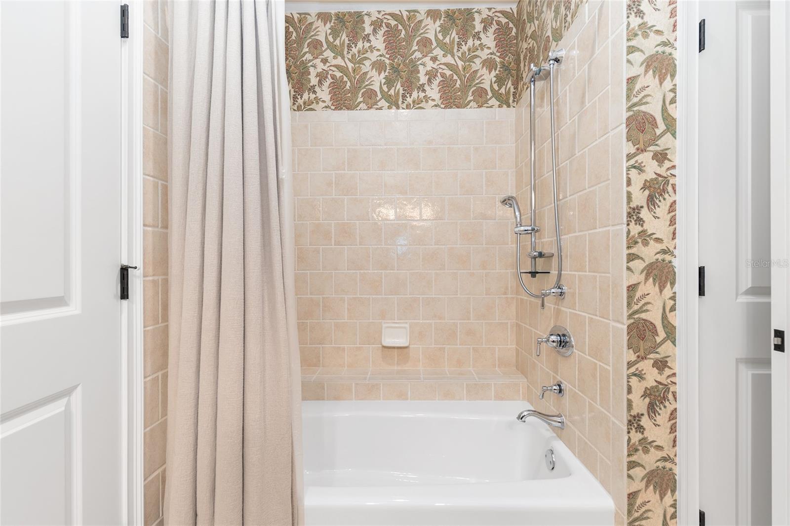 Image 51 of 87 For 3525 18th Avenue