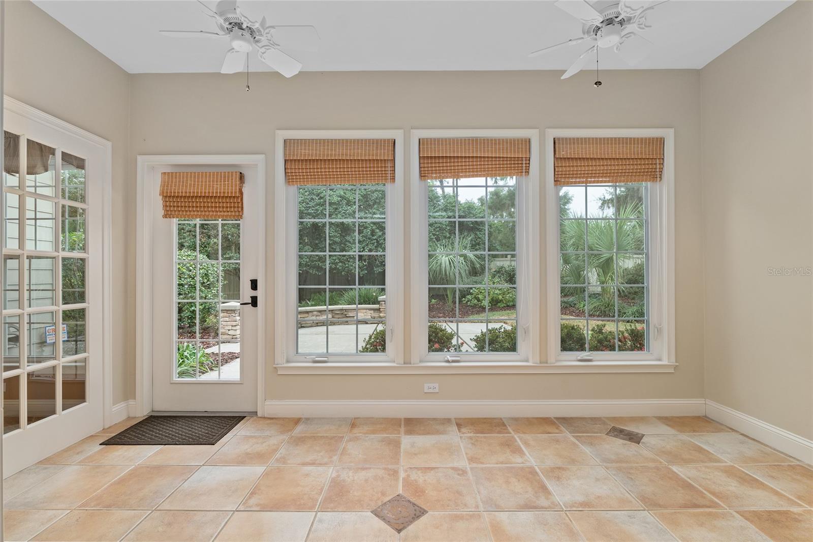 Image 63 of 87 For 3525 18th Avenue