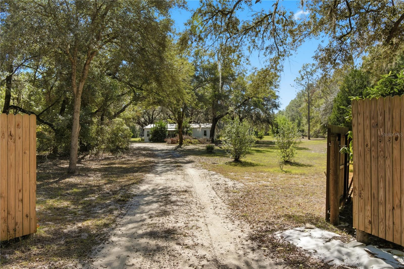 Details for 1349 27th Place, BELL, FL 32619