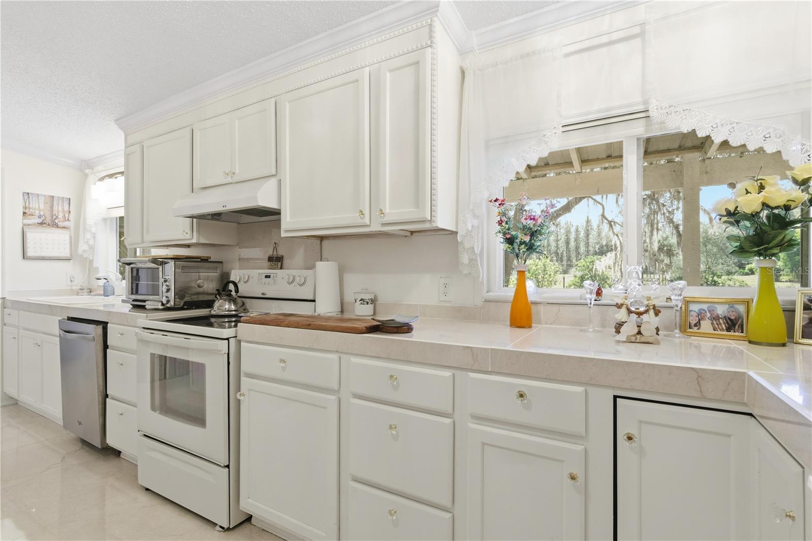 Image 40 of 55 For 1349 27th Place