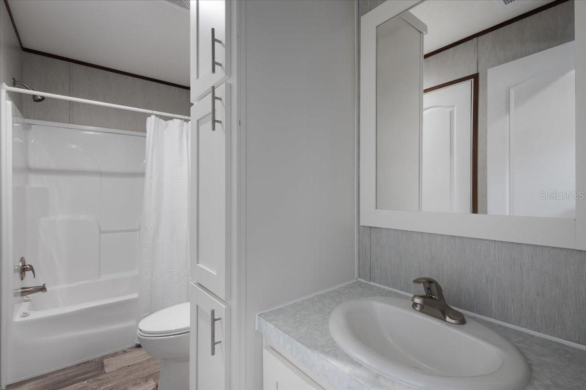 Image 16 of 32 For 1231 11th Drive