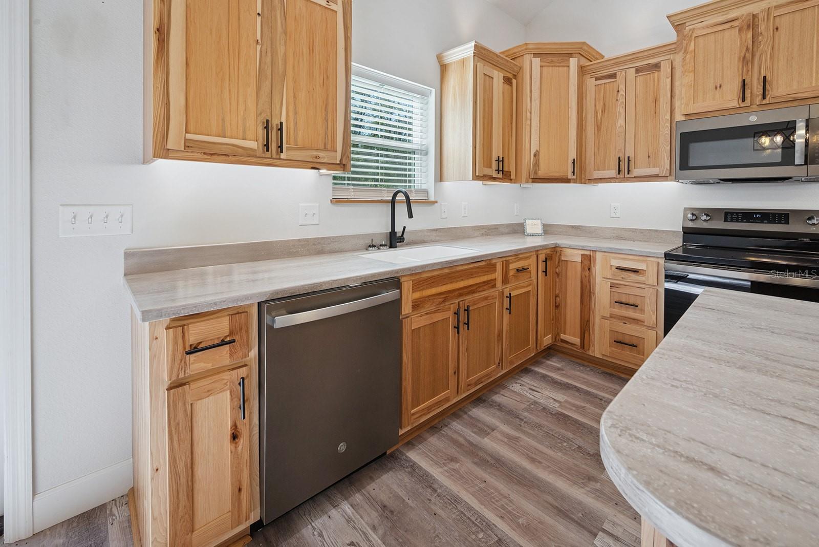 Image 23 of 49 For 4035 County Road 342