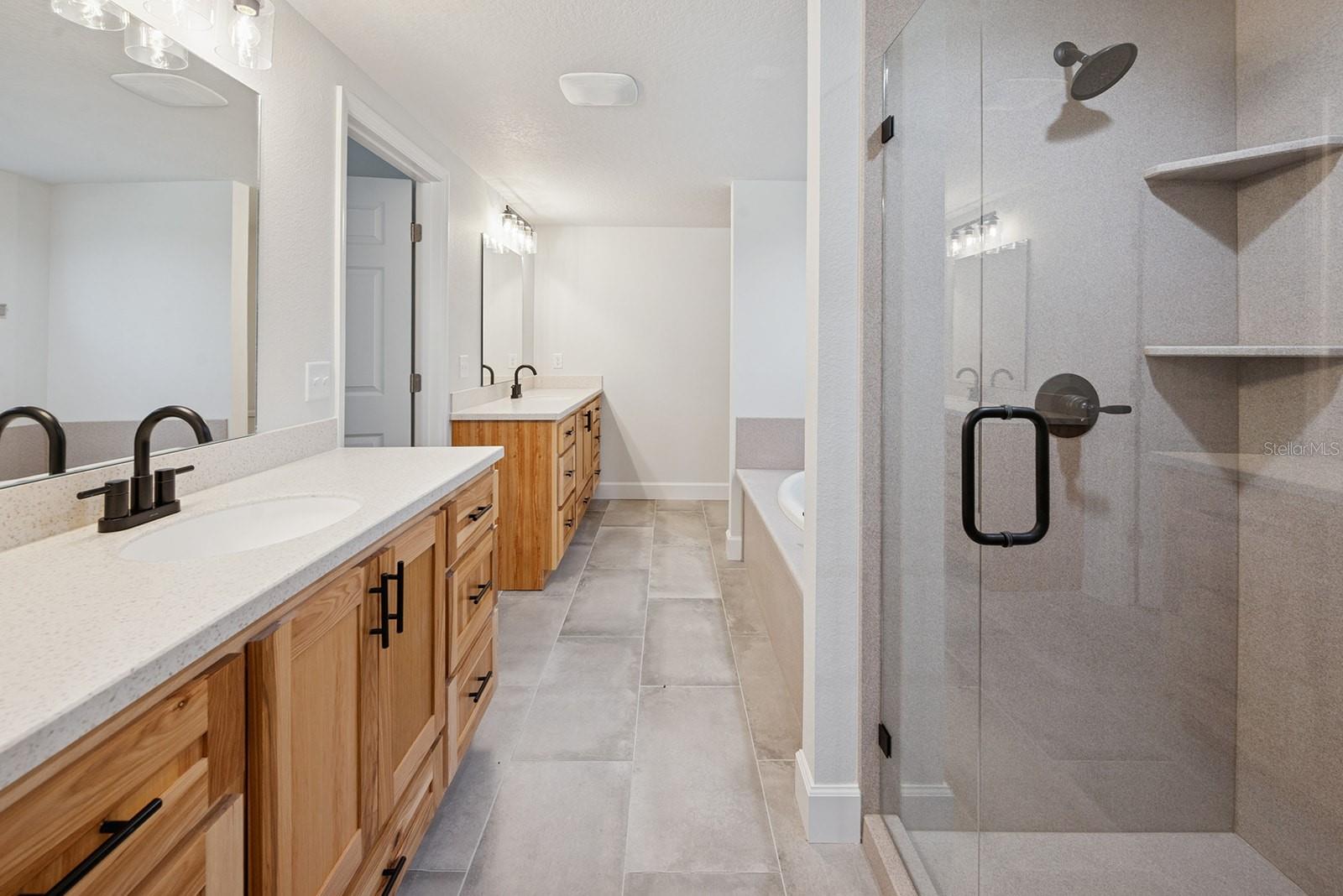 Image 38 of 49 For 4035 County Road 342