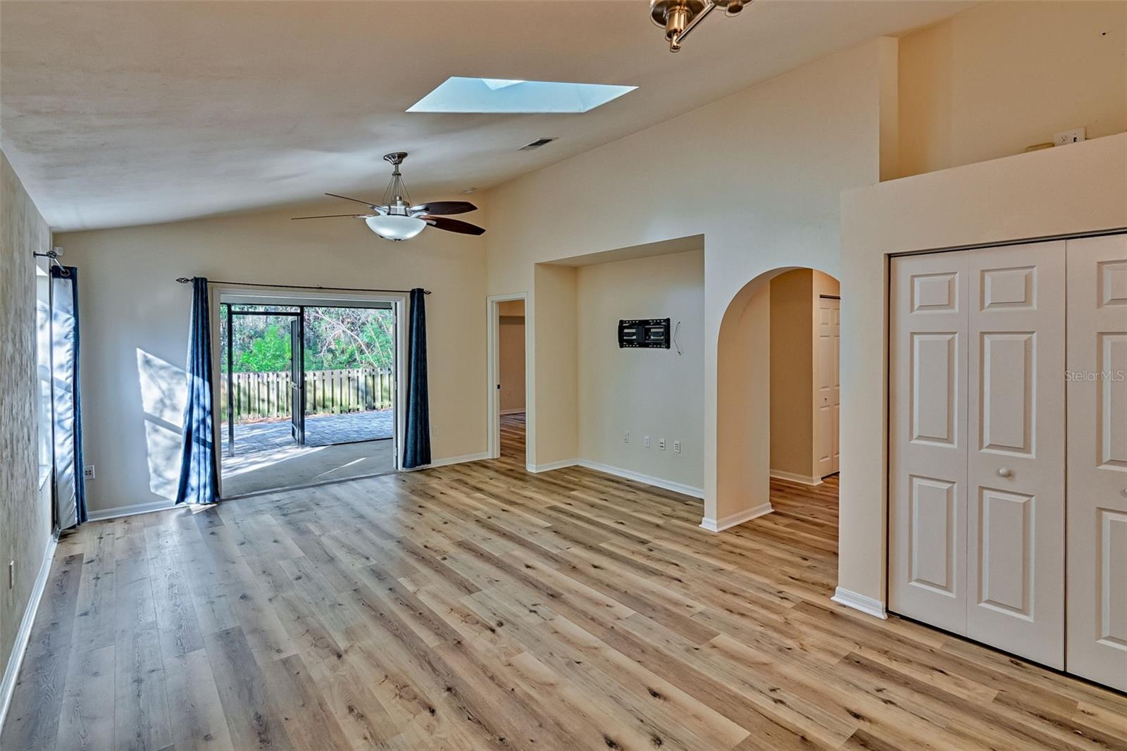 Image 12 of 43 For 5006 22nd Street