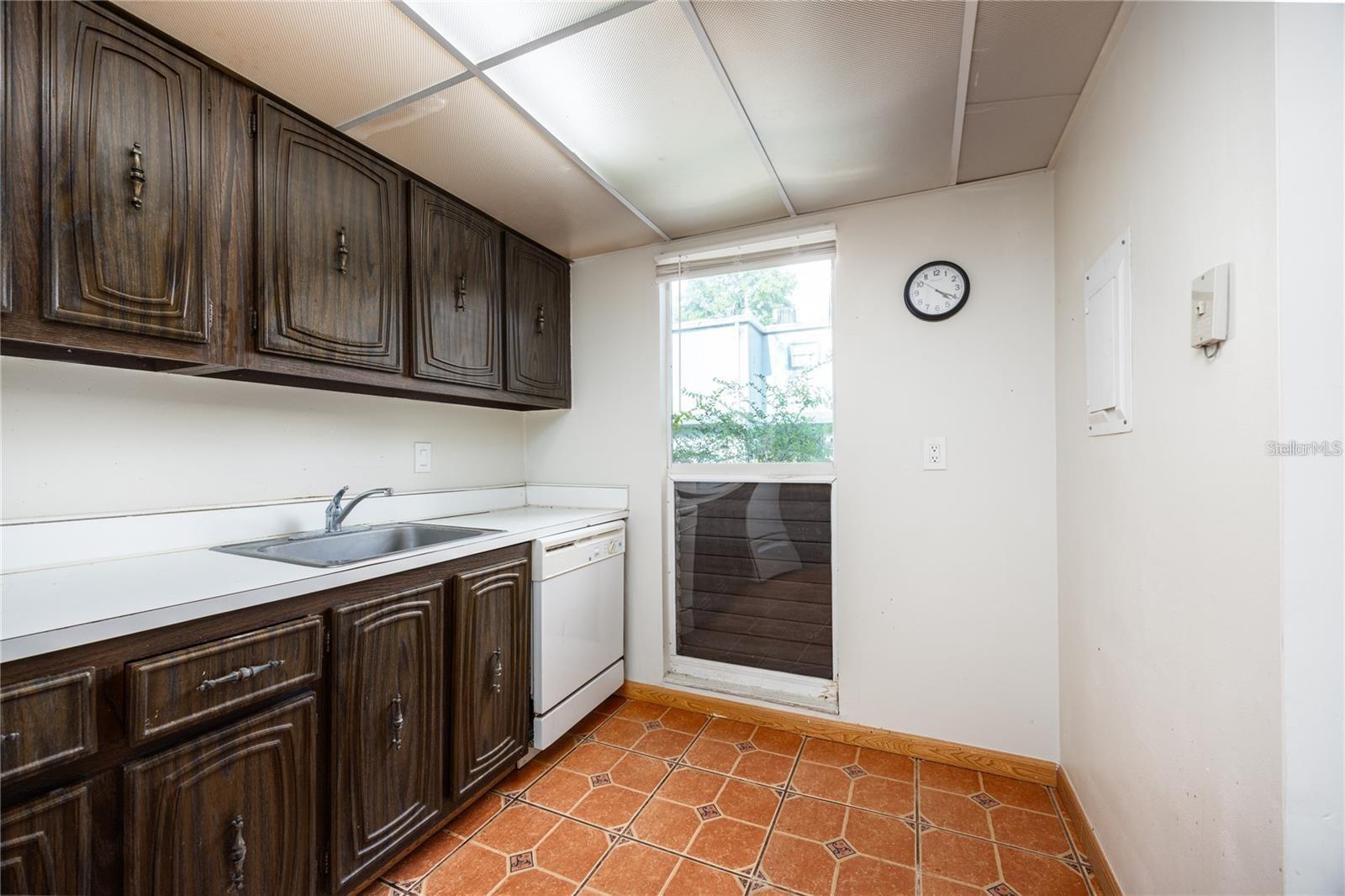 Image 12 of 24 For 709 75th Street 105