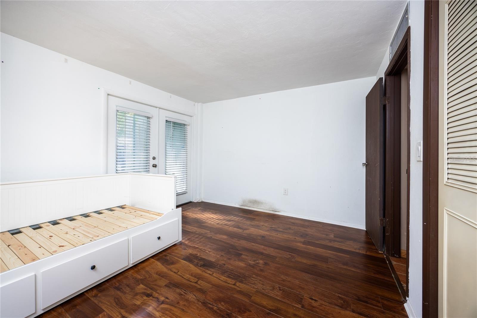 Image 17 of 24 For 709 75th Street 105