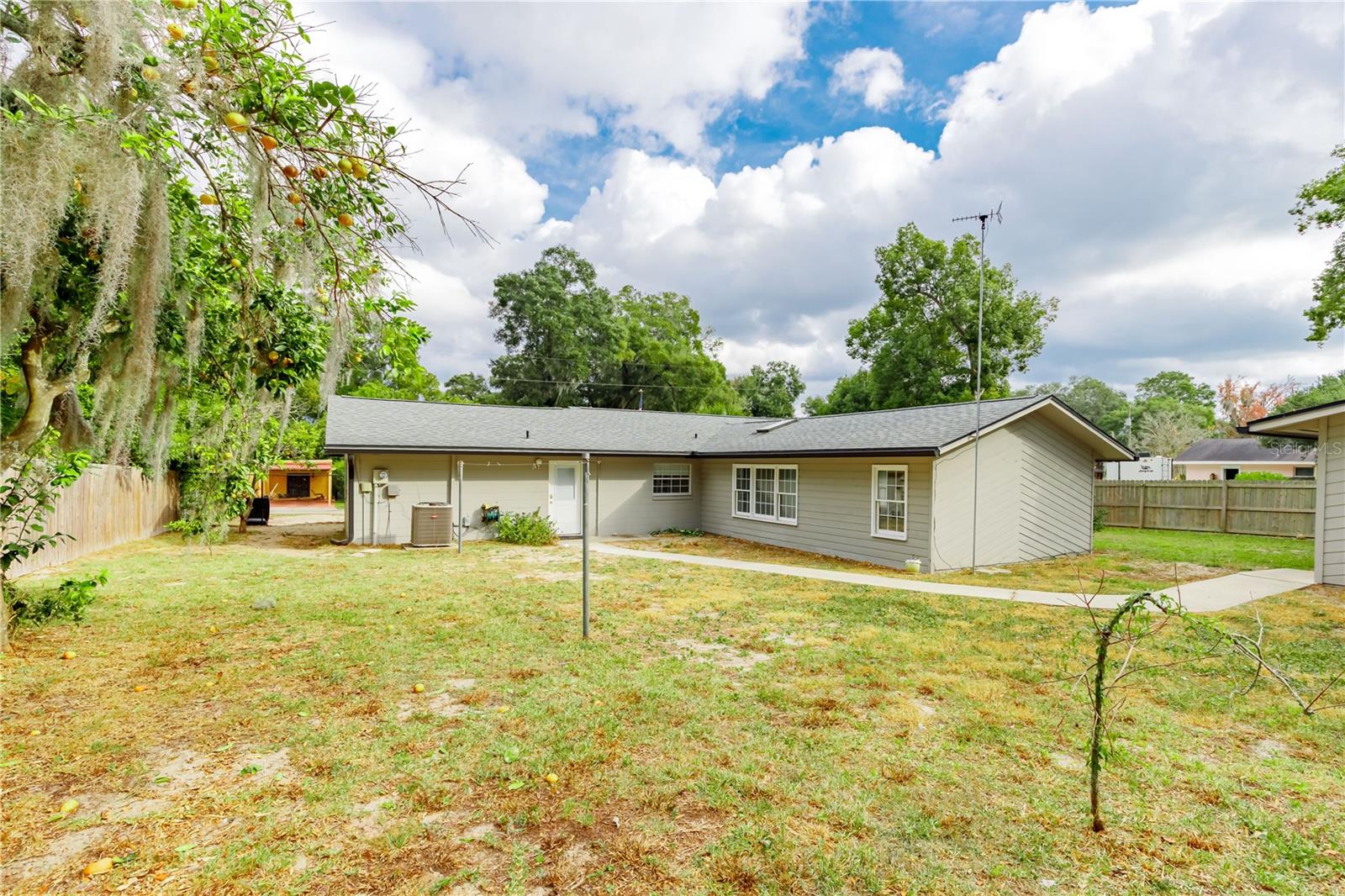 Image 37 of 44 For 420 Palmetto Avenue