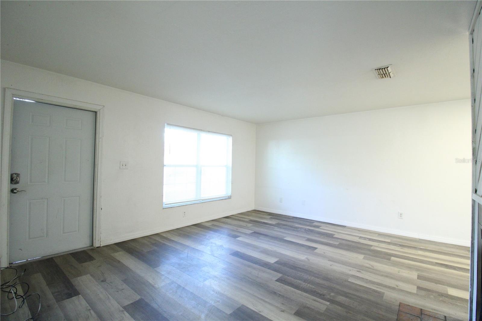 Image 2 of 8 For 5736 25th Terrace