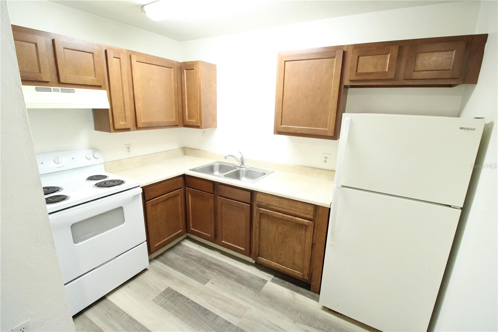 Image 4 of 8 For 5736 25th Terrace