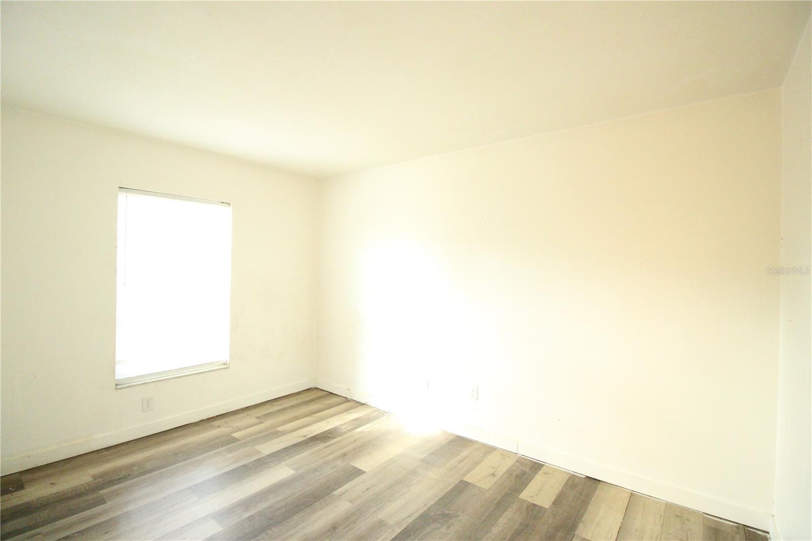 Image 5 of 8 For 5736 25th Terrace