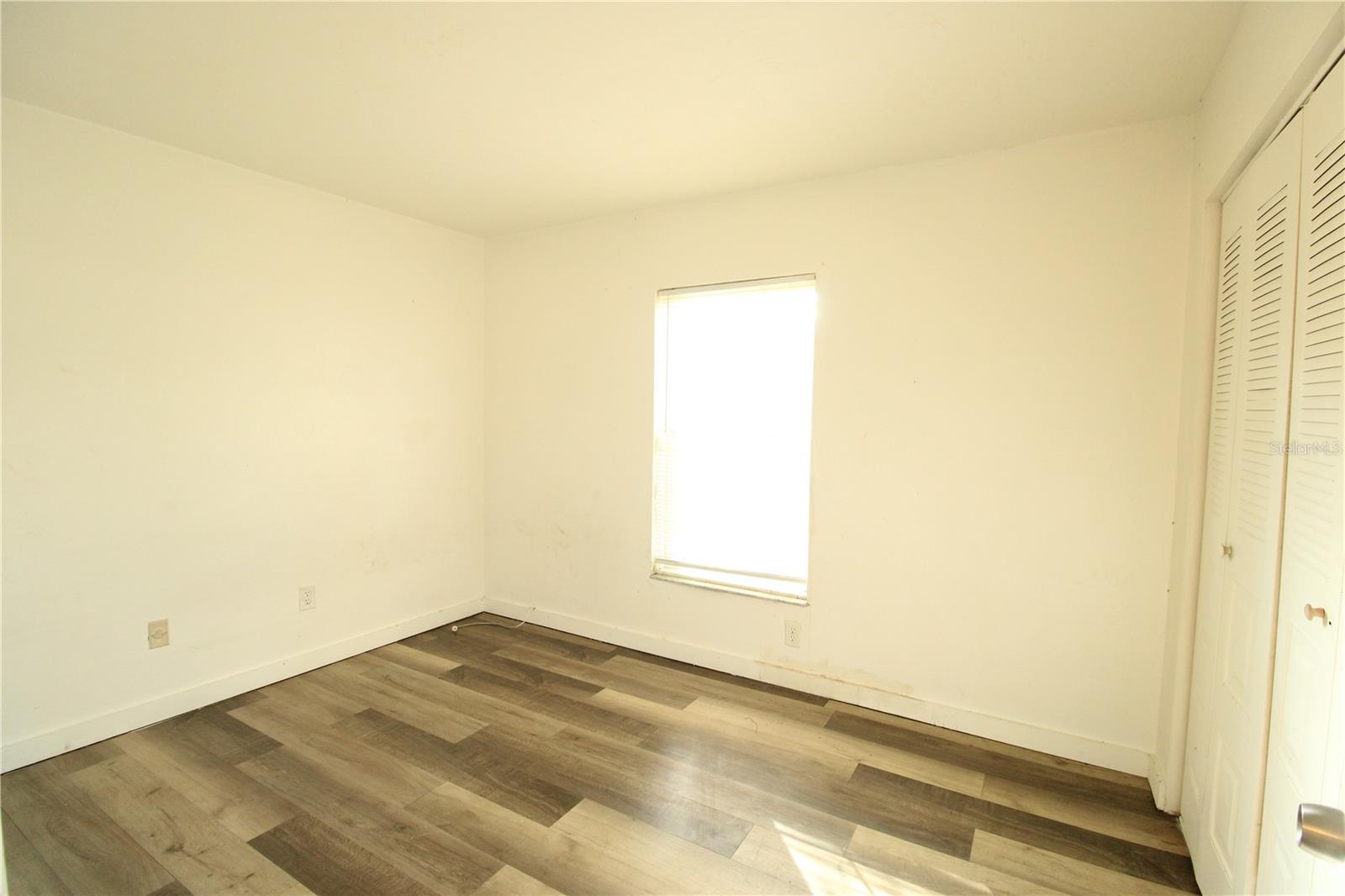 Image 7 of 8 For 5736 25th Terrace