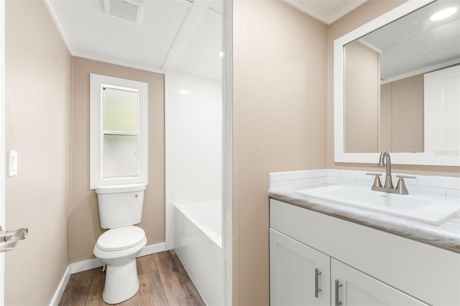 Image 15 of 18 For 5218 66th Street