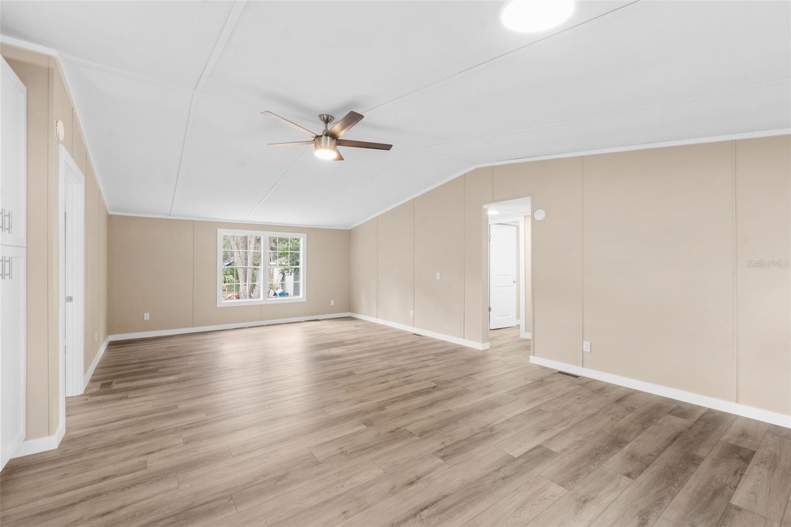 Image 8 of 18 For 5218 66th Street