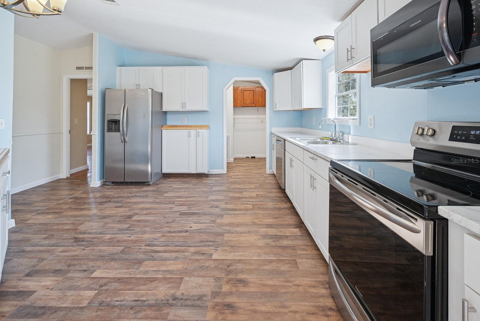 Image 21 of 47 For 5191 36th Street