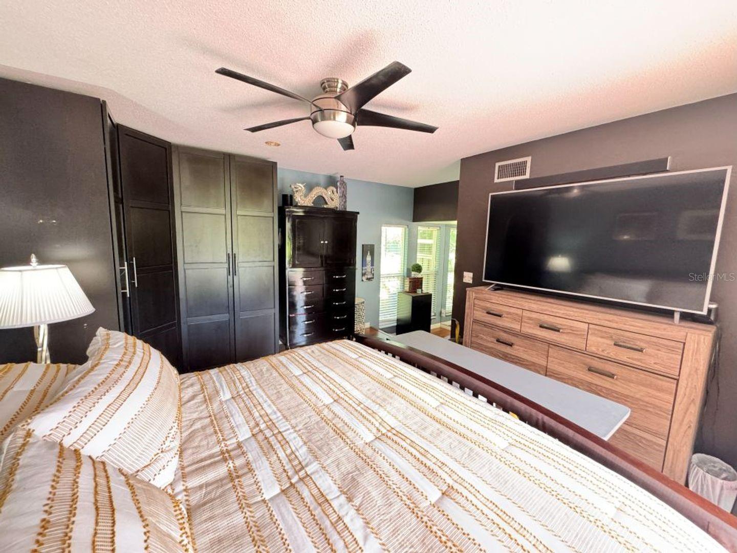 Image 10 of 25 For 8435 6th Avenue