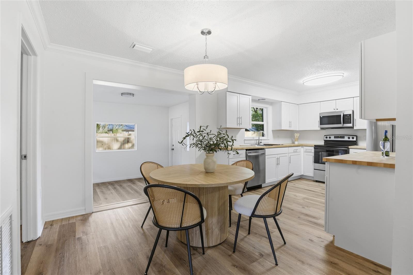 Image 10 of 29 For 331 2nd Street