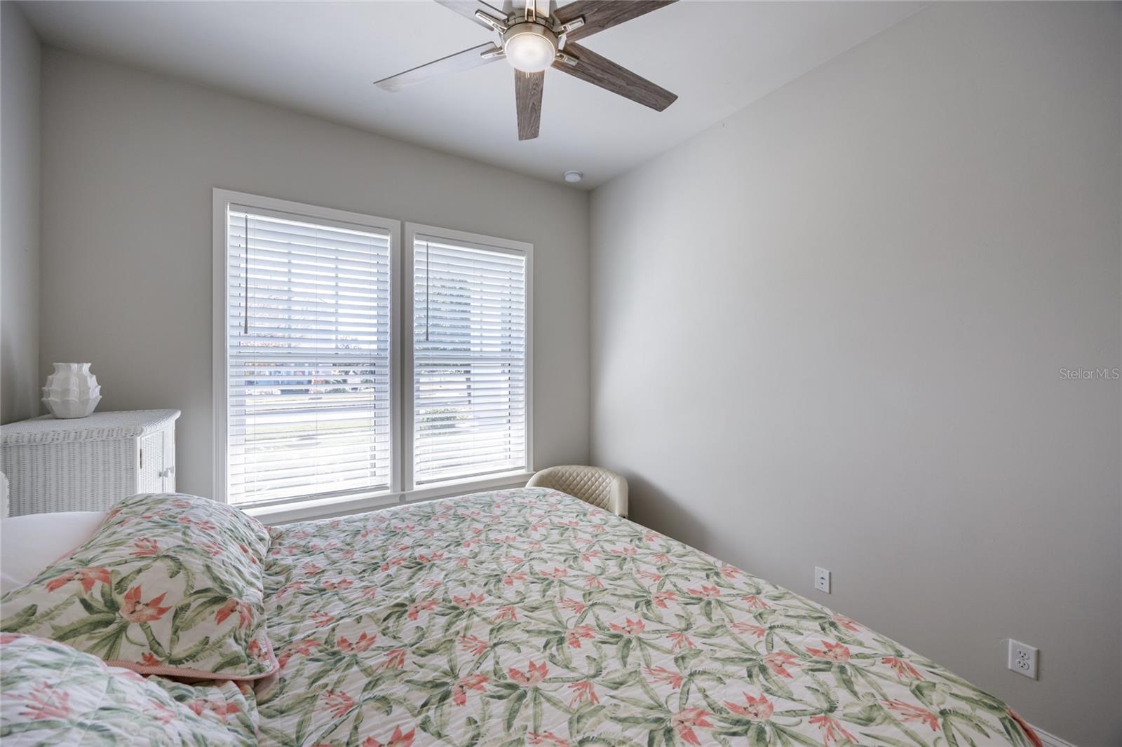 Image 12 of 65 For 11992 32nd Lane