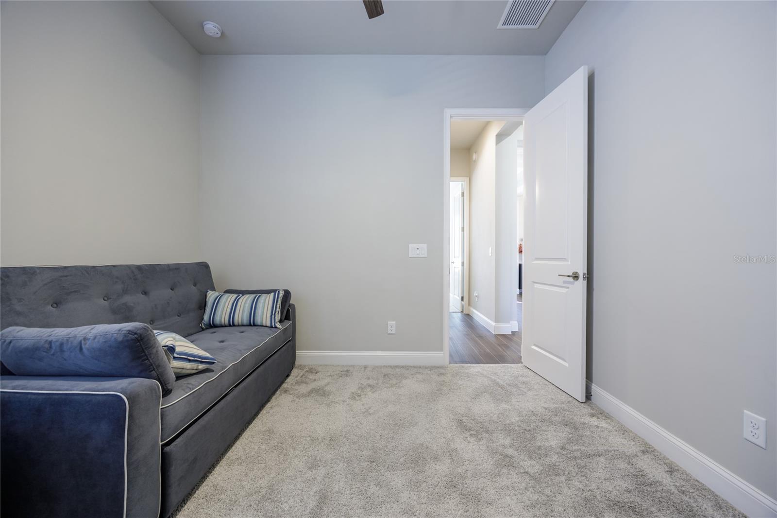 Image 19 of 65 For 11992 32nd Lane