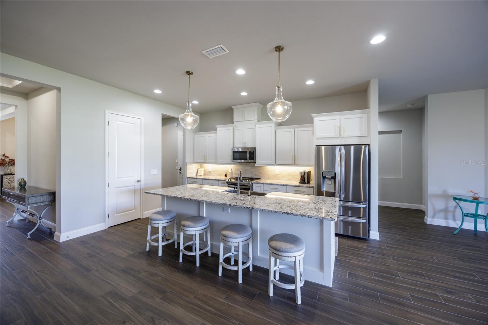 Image 22 of 65 For 11992 32nd Lane