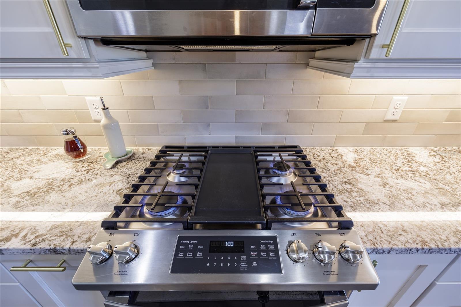 Image 25 of 65 For 11992 32nd Lane