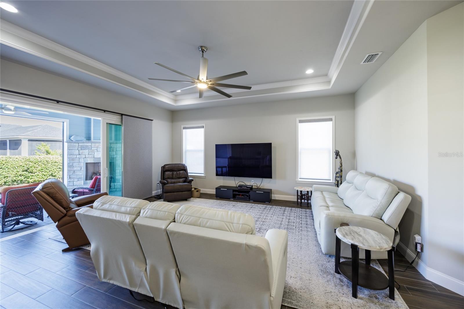 Image 30 of 65 For 11992 32nd Lane