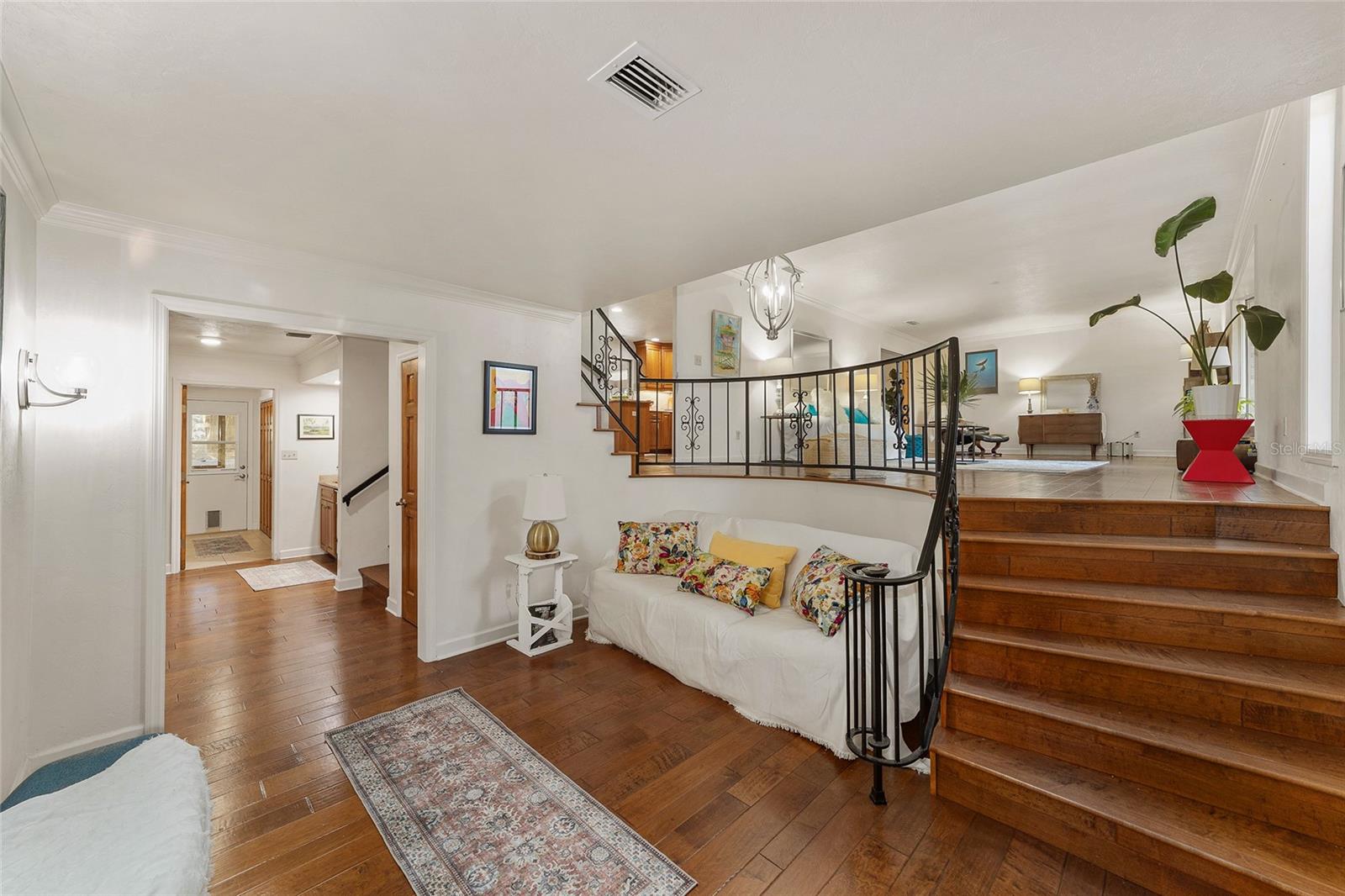 Image 14 of 67 For 6015 36th Way