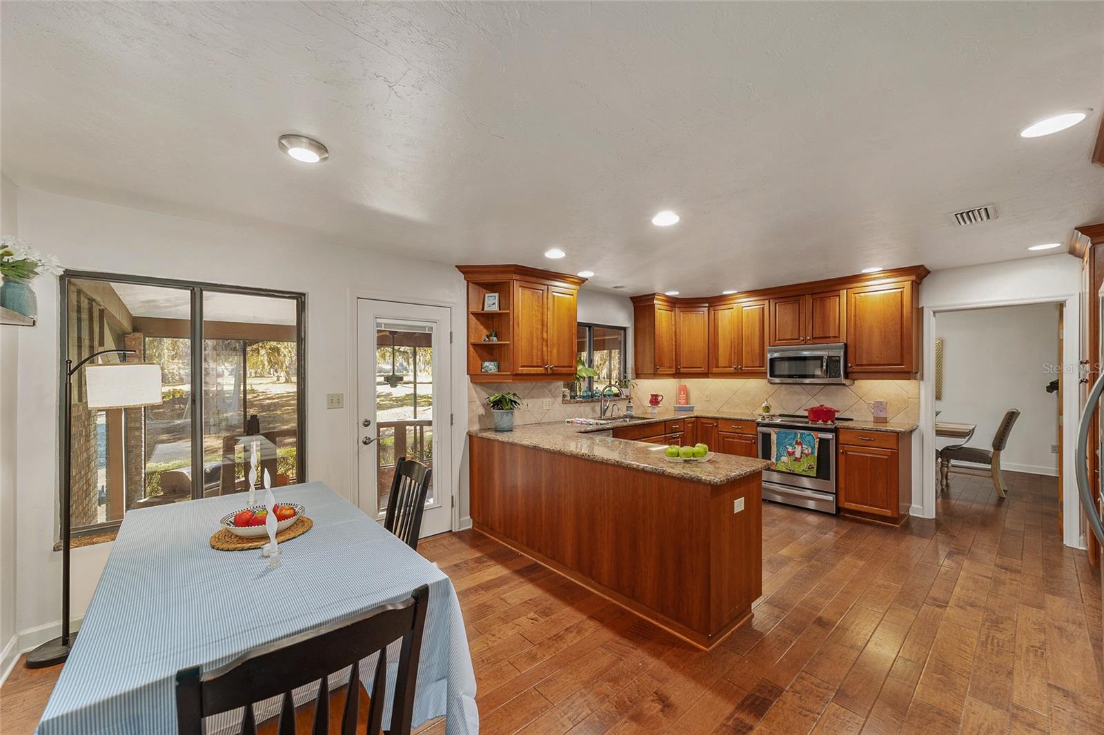 Image 29 of 67 For 6015 36th Way