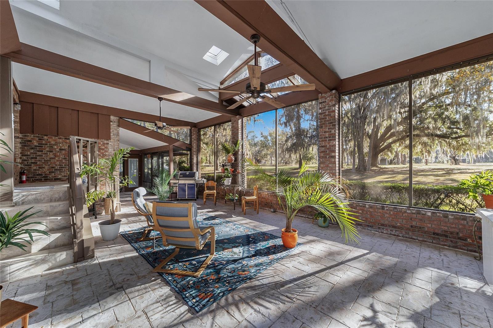 Image 3 of 67 For 6015 36th Way