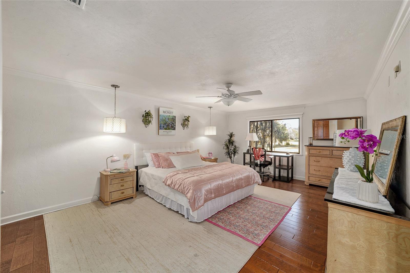 Image 37 of 67 For 6015 36th Way