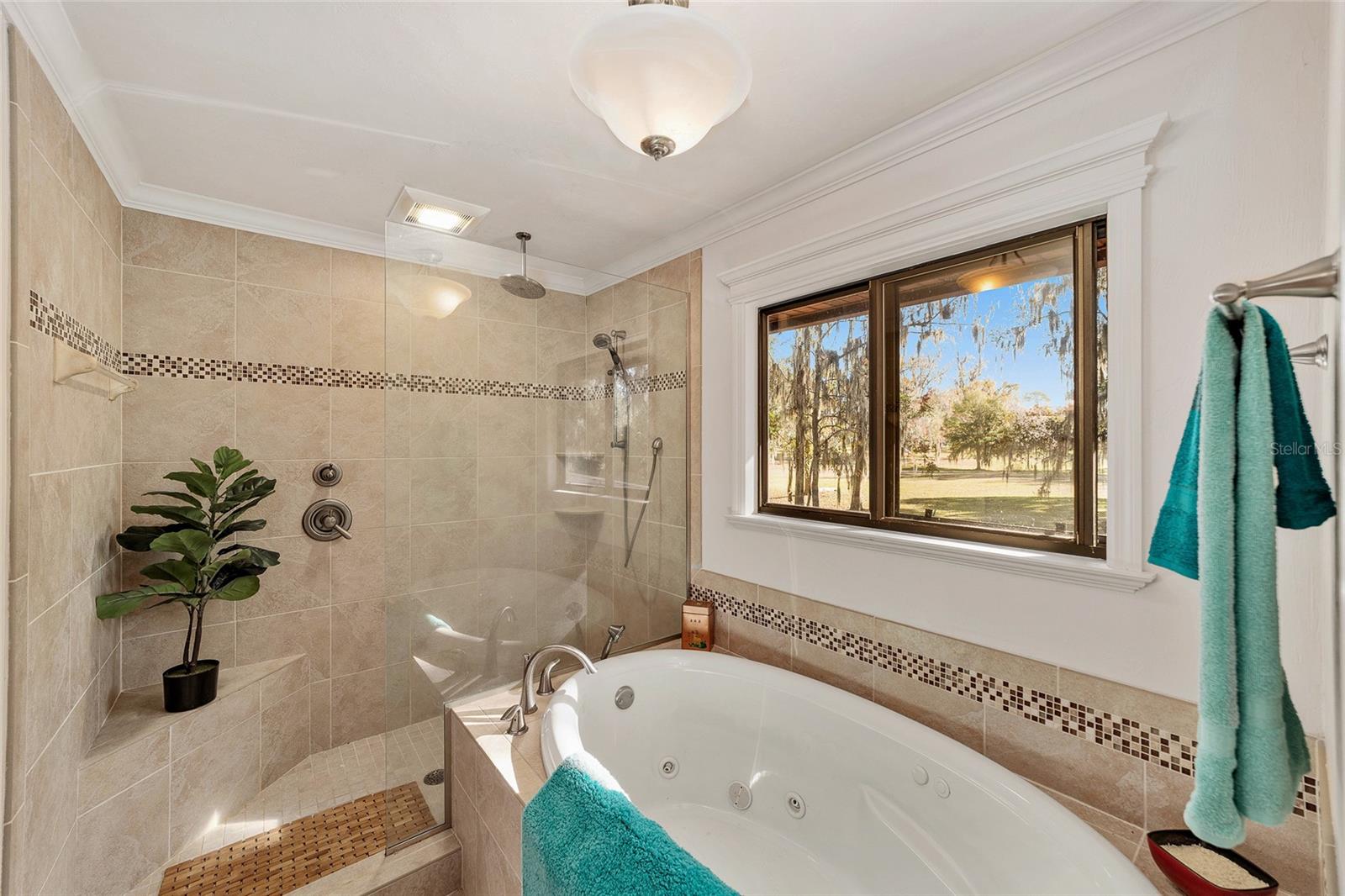 Image 41 of 67 For 6015 36th Way