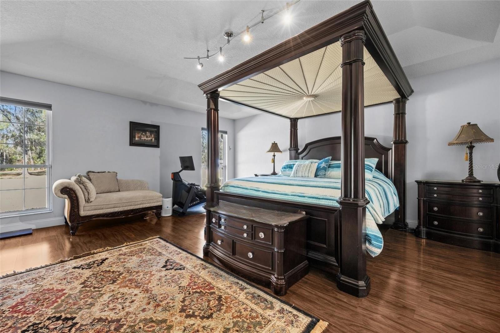 Image 10 of 27 For 2527 County Road 225