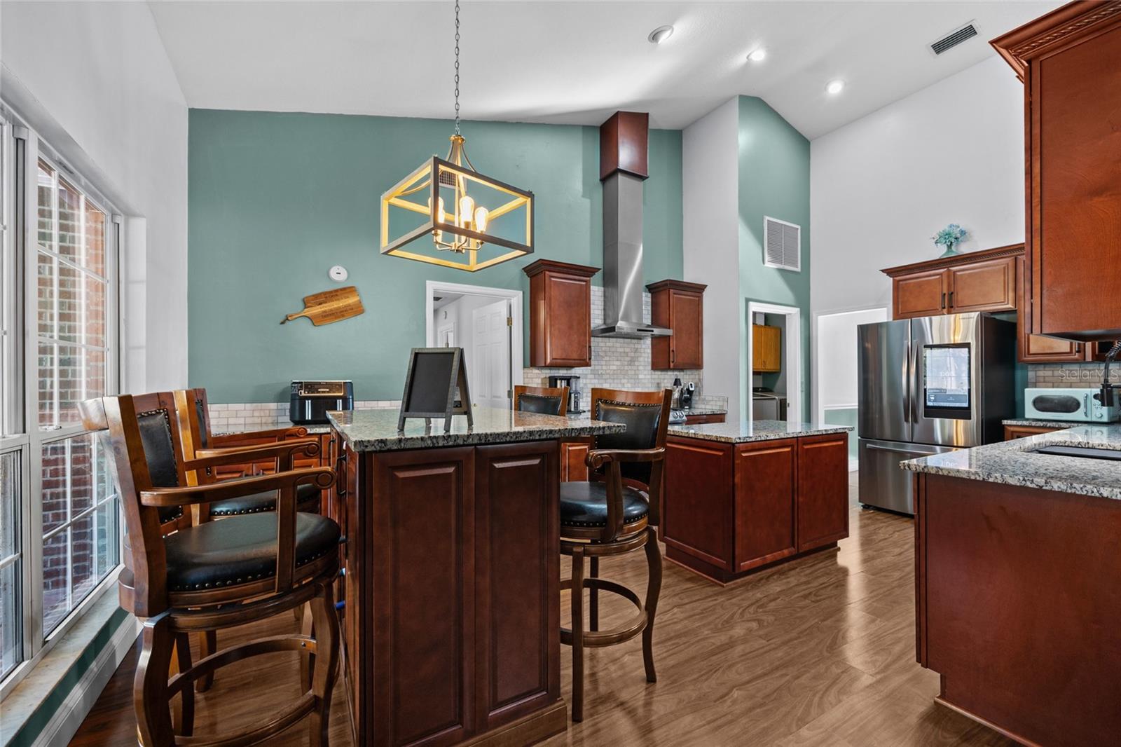 Image 6 of 27 For 2527 County Road 225