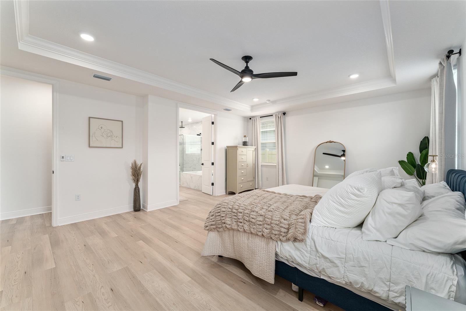 Image 14 of 25 For 24400 12th Place