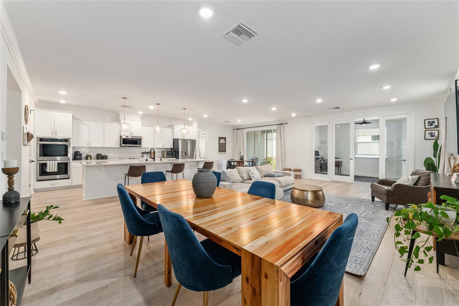 Image 7 of 25 For 24400 12th Place