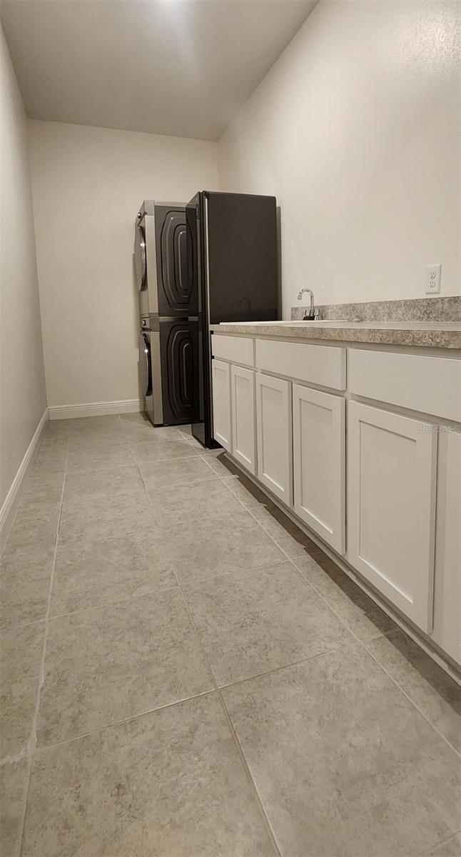 Image 11 of 26 For 13795 137th Court