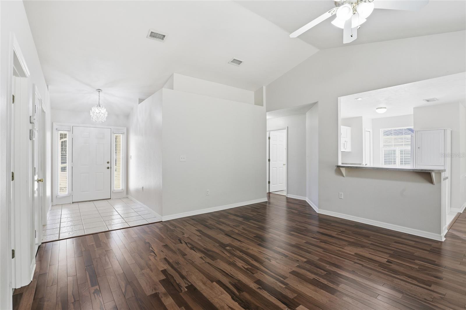 Image 6 of 31 For 12042 74th Terrace