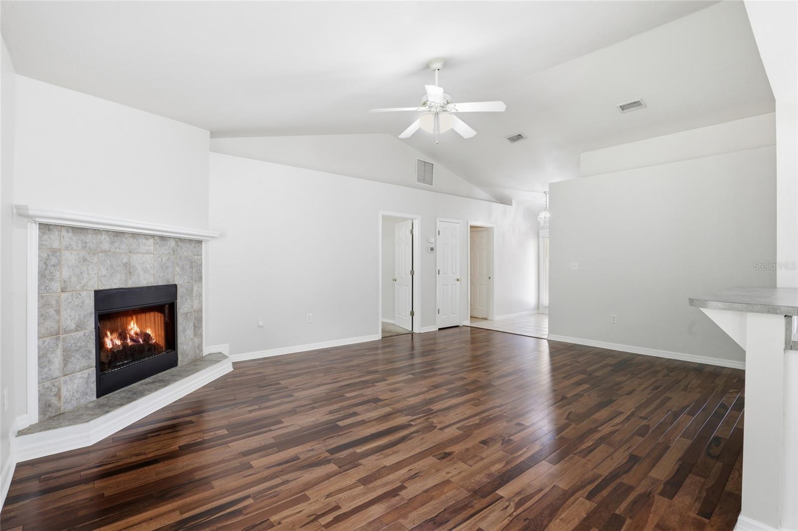 Image 9 of 31 For 12042 74th Terrace