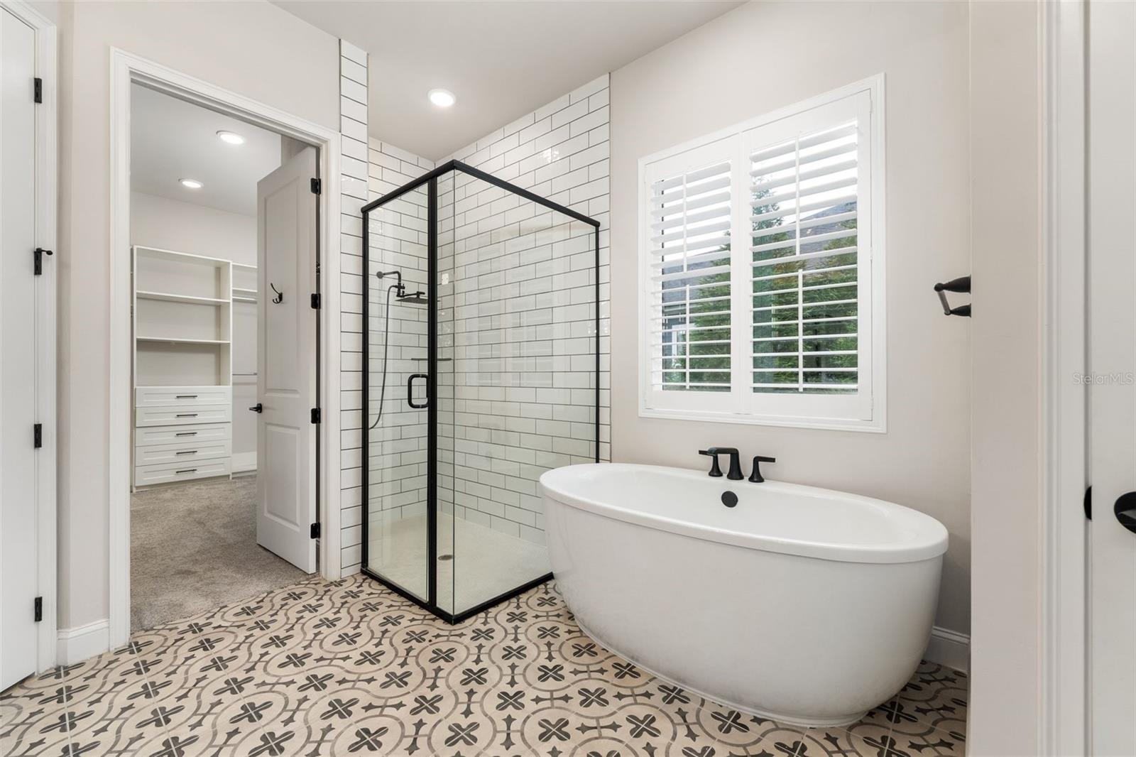 Image 26 of 66 For 11081 38th Boulevard