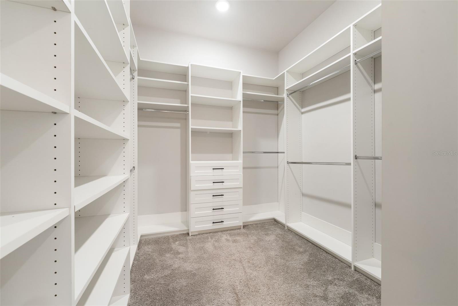 Image 27 of 66 For 11081 38th Boulevard