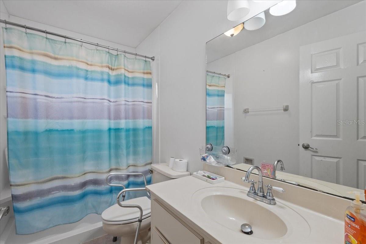 Image 14 of 36 For 13691 201st Road