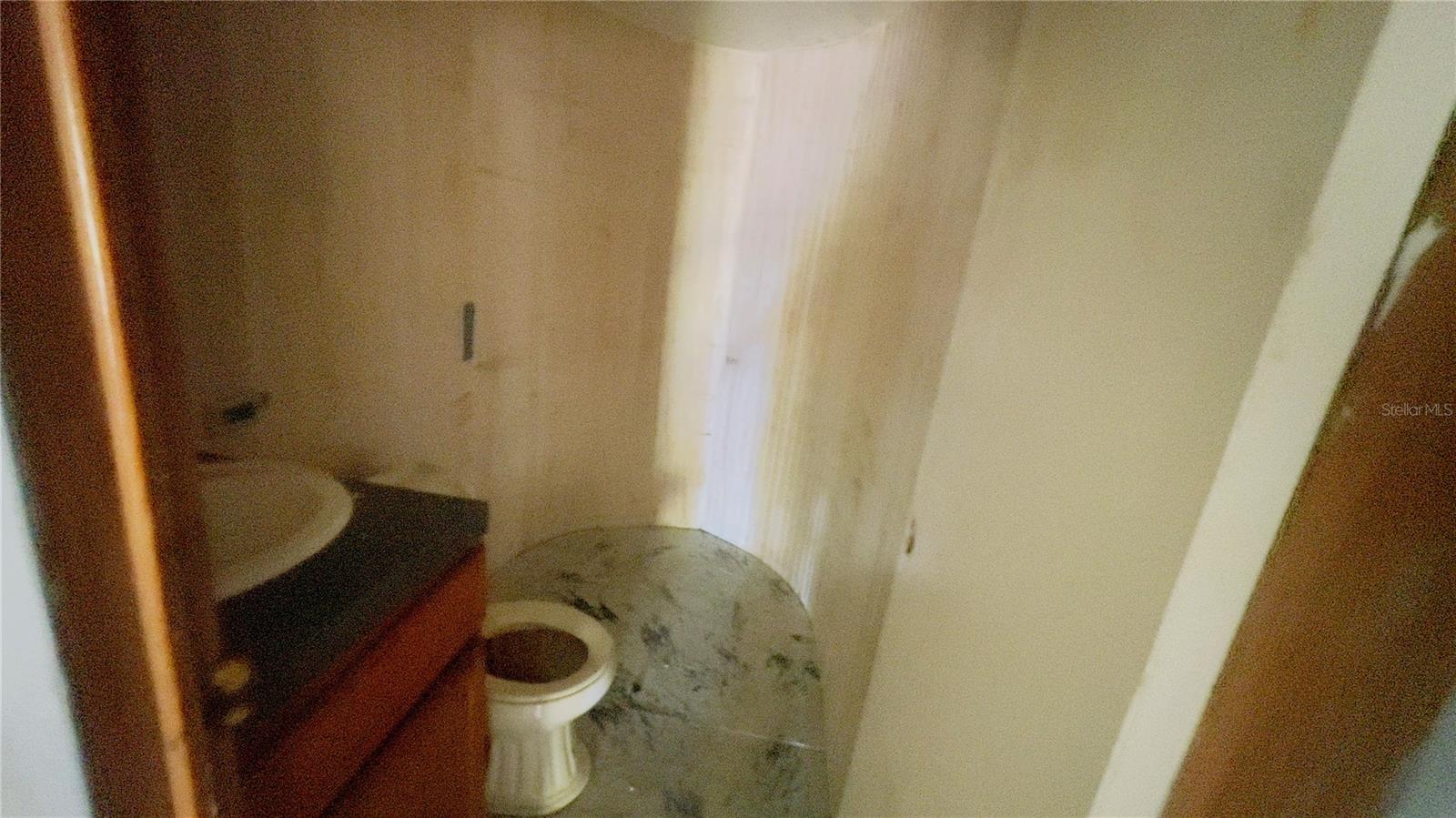 Image 6 of 23 For 2530 74th Avenue