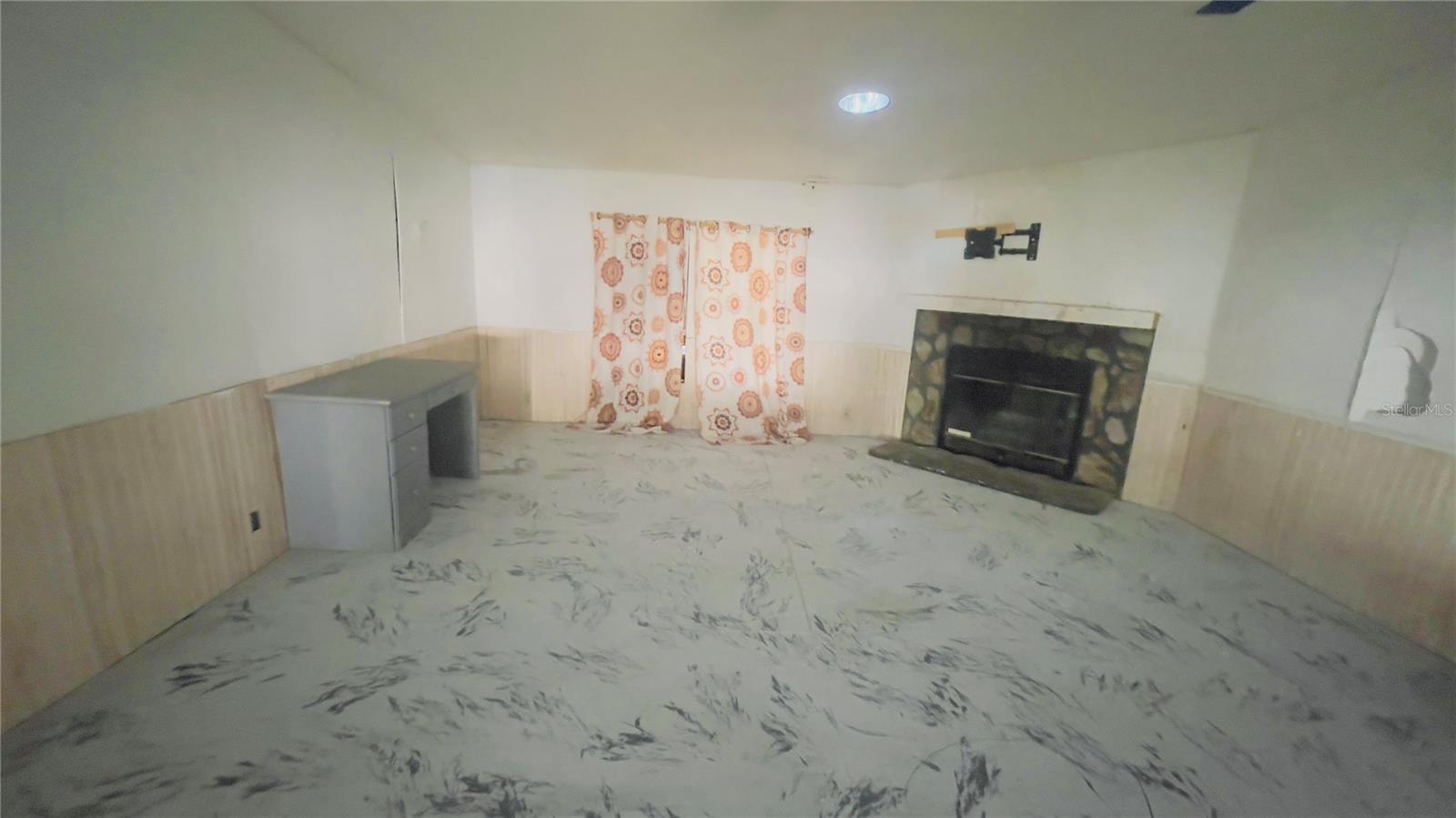 Image 8 of 23 For 2530 74th Avenue