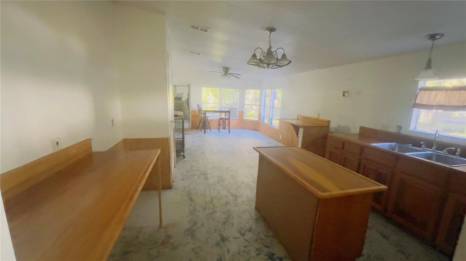 Image 9 of 23 For 2530 74th Avenue