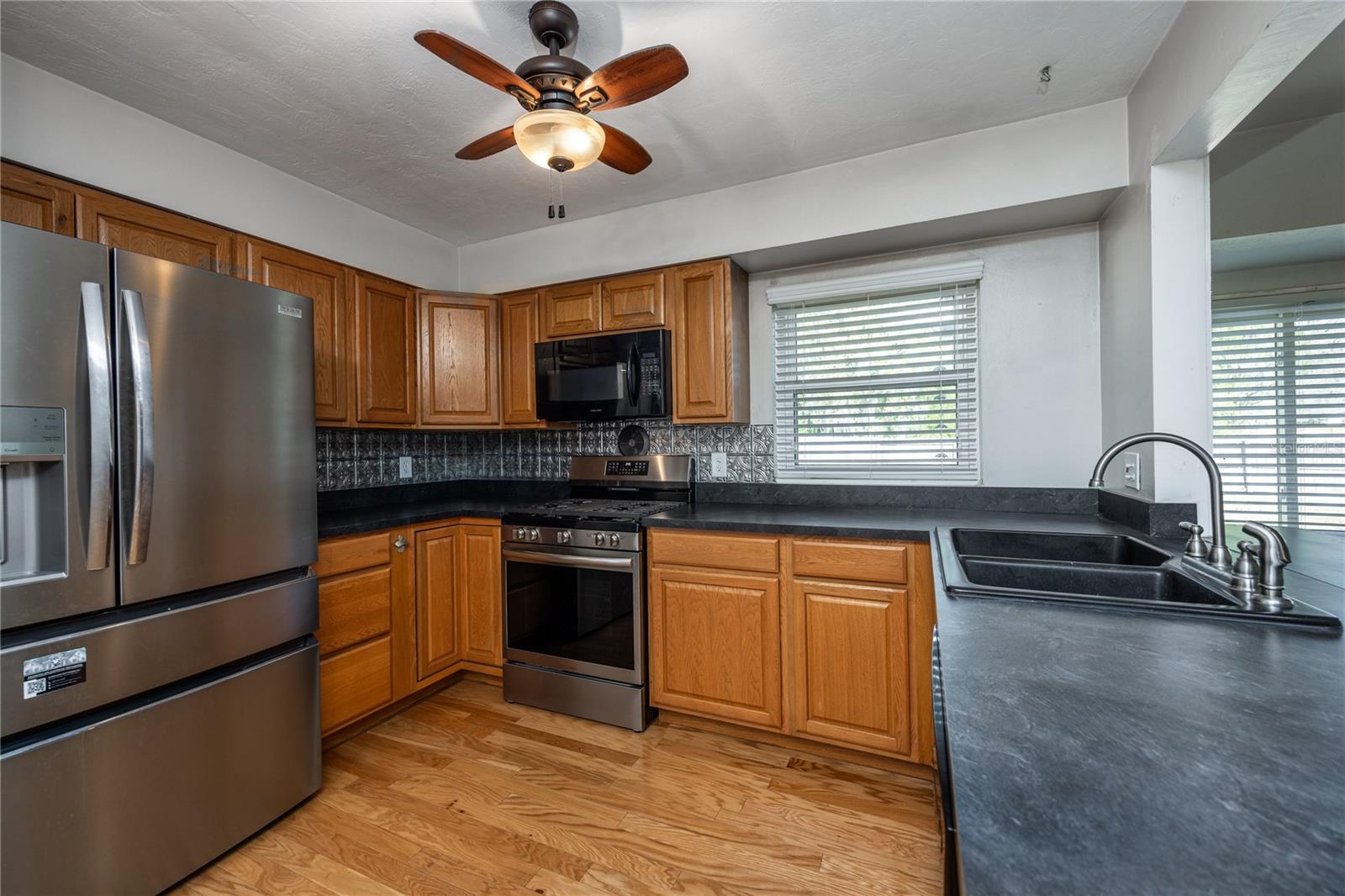 Image 12 of 30 For 7604 56th Avenue